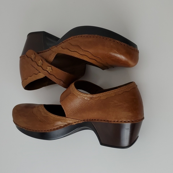 Dansko Mary Jane Harlow Clogs - Picture 4 of 15